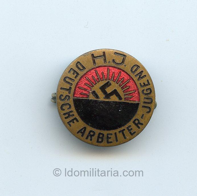 Early HJ Deutsche Arbeiter-jugend membership badge - Boerger & Co, Berlin