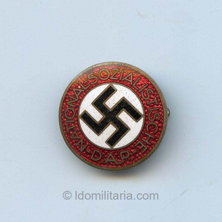 NSDAP Membership Badge – Richard Simm & Söhne, Gablonz