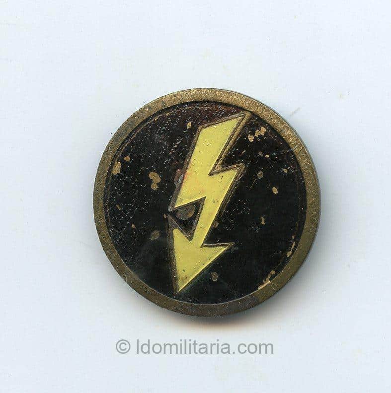 Nachrichtenhelferinnen service badge