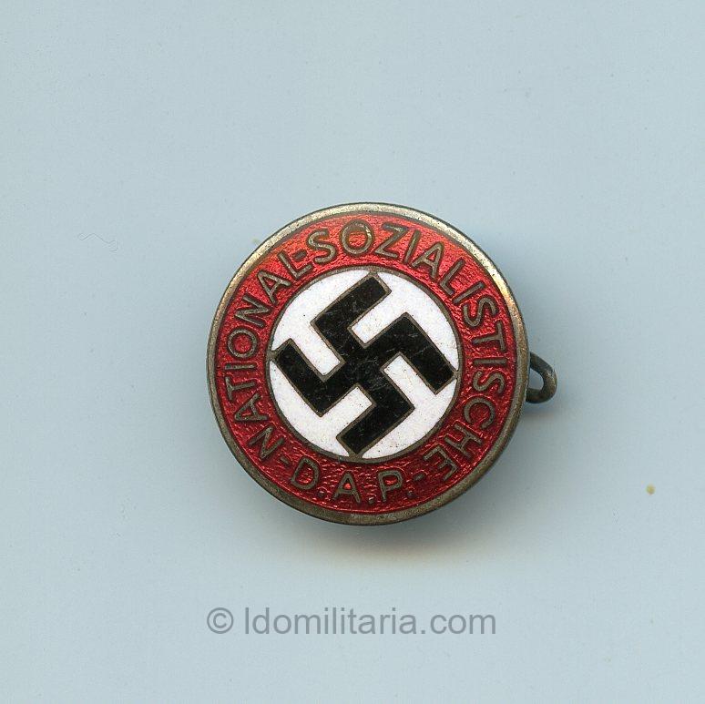 Transitional NSDAP Membership badge '52' - Deschler & Söhn, München