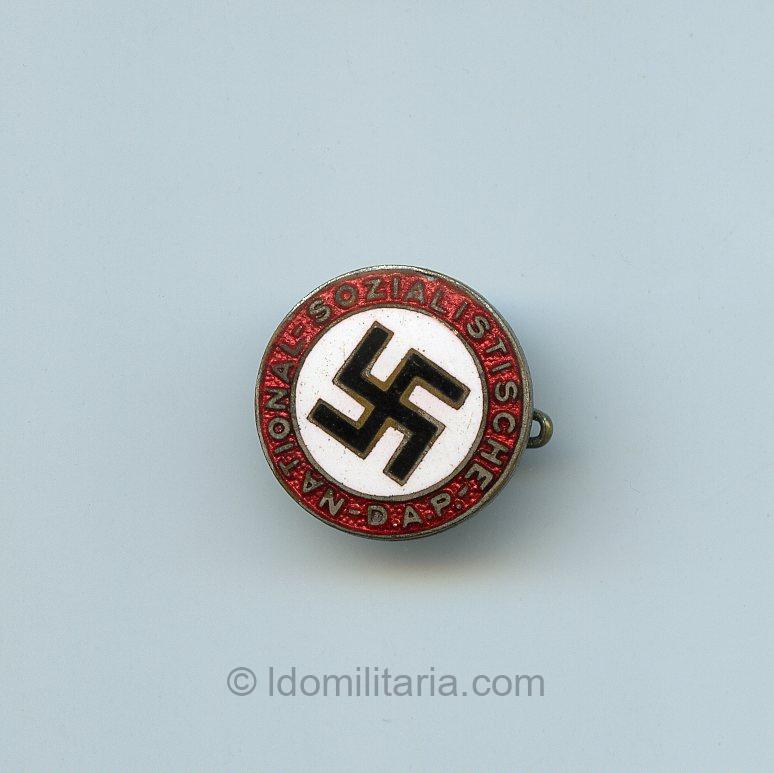Early NSDAP Membership badge 16mm - Ges Gesch.