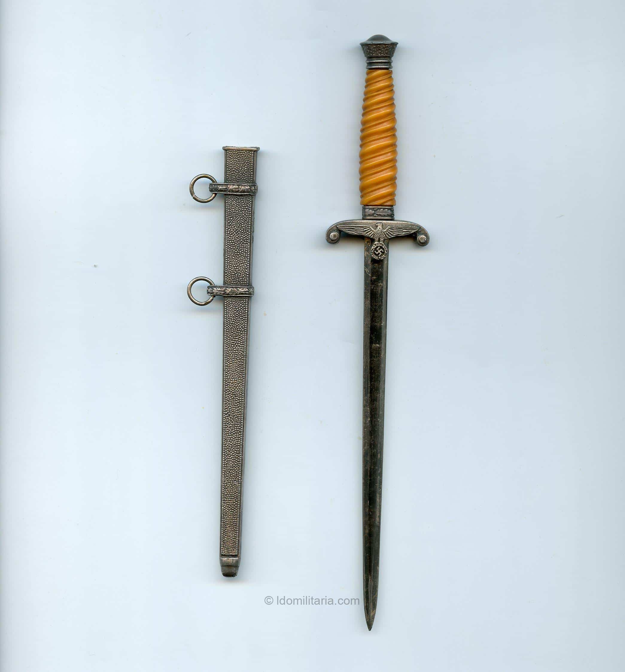 Wehrmacht (Heer) Miniature dagger - Image 3