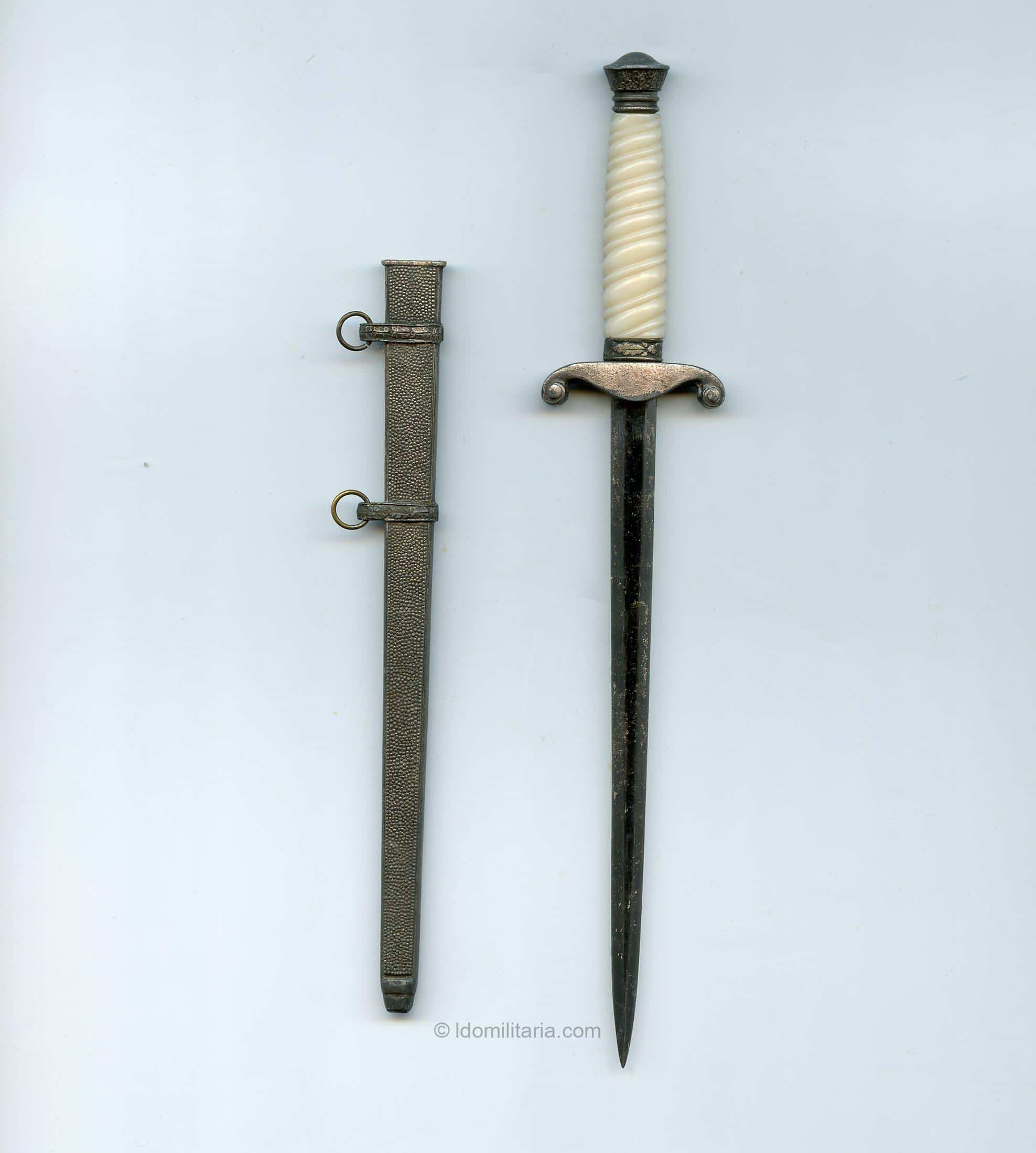 Wehrmacht (Heer) Miniature dagger - Image 3