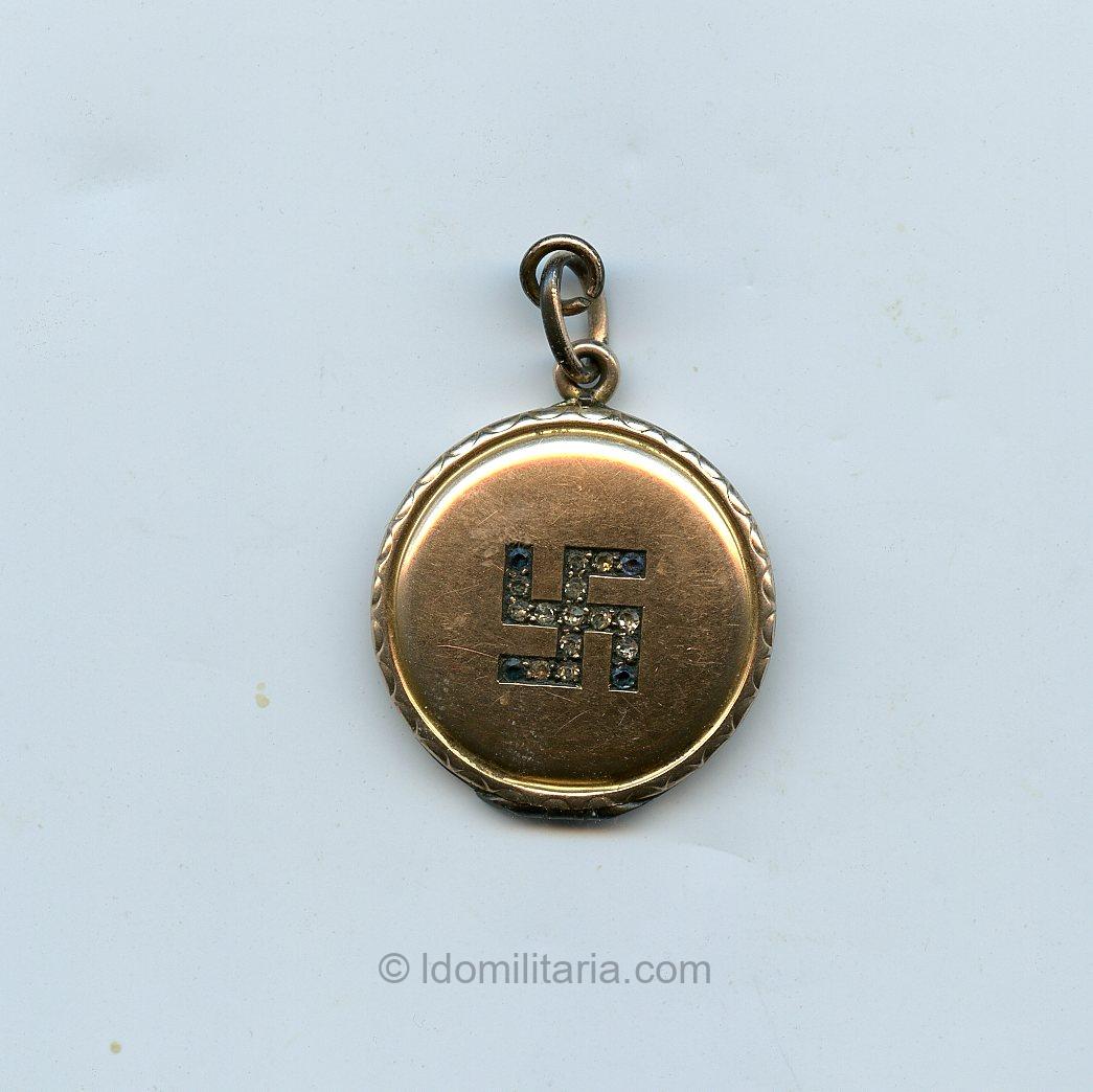 NSDAP Swastika Photo hanger