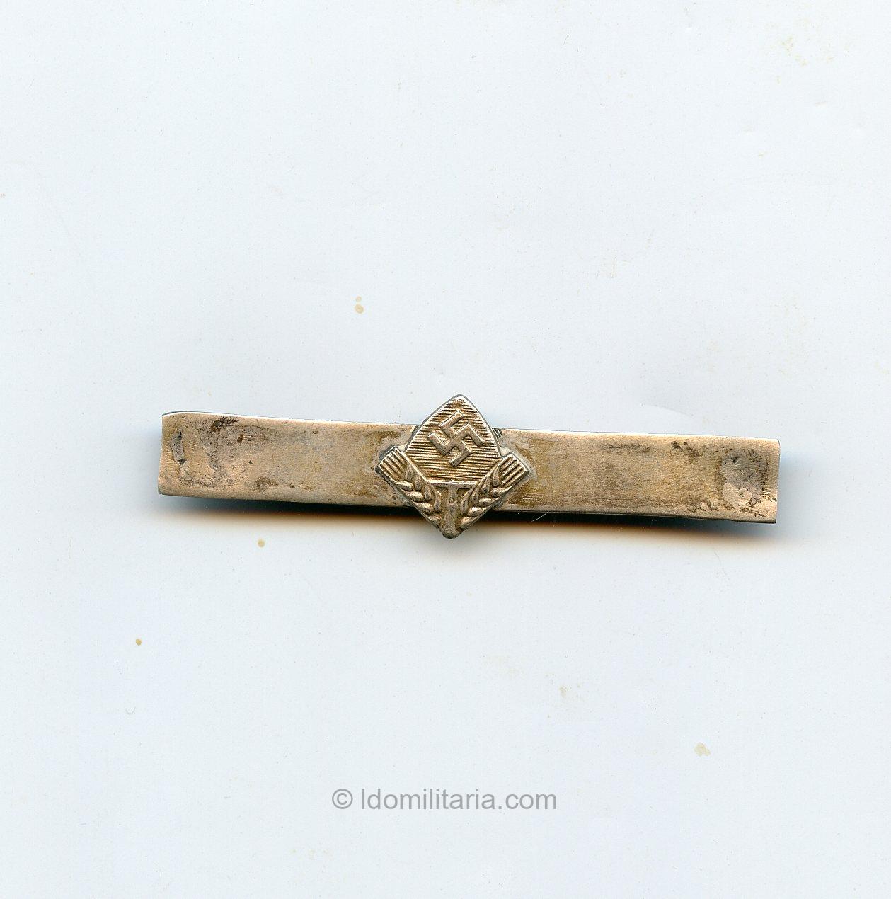 RAD Silver broche marked '900'