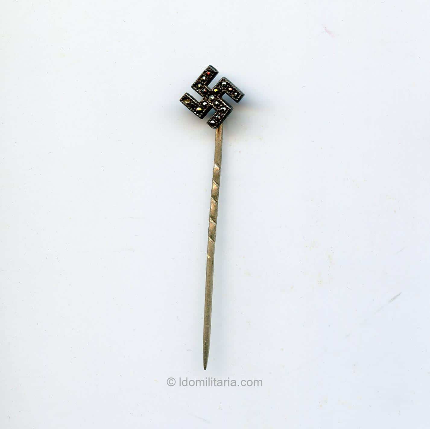 NSDAP Sympathie stickpin ''800'' silver with stone inlay