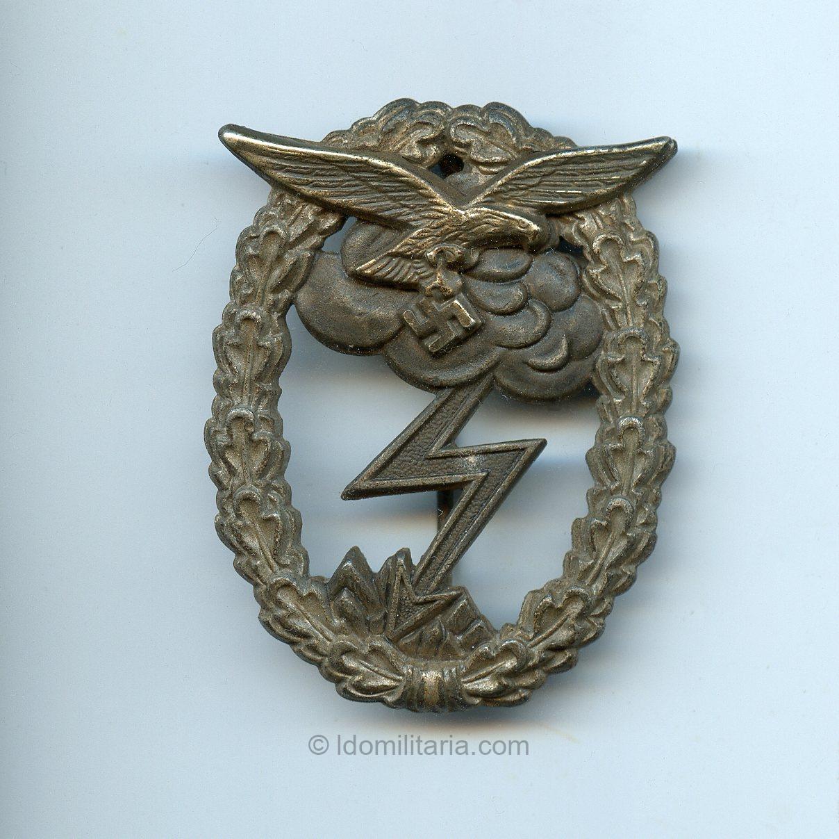 Luftwaffe ground assault badge - J.E. Hammer & Sohne, Geringswalde