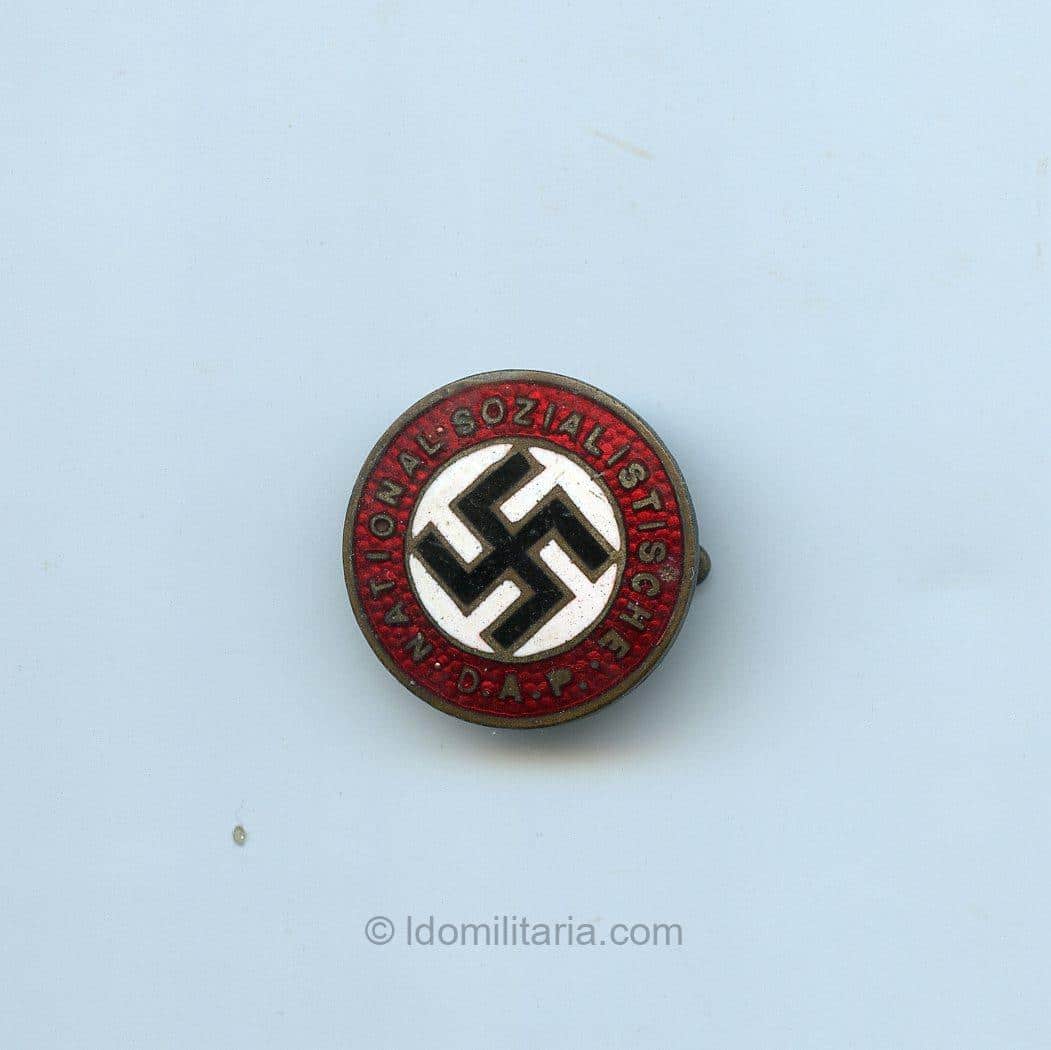 Early NSDAP Membership badge - Ges. Gesh.