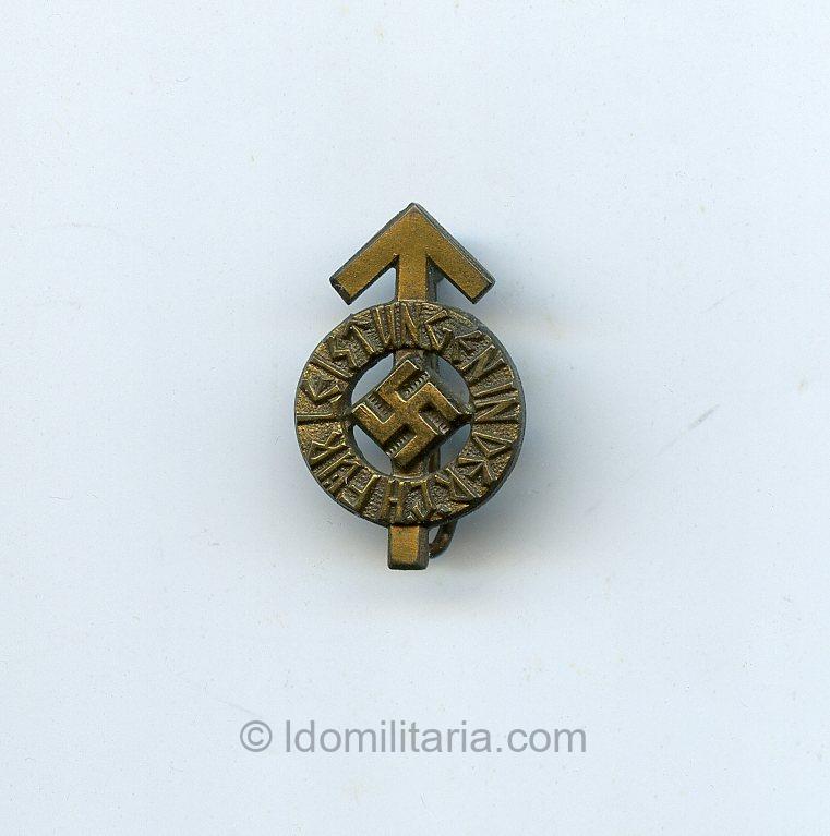 HJ Sport badge in bronze miniature